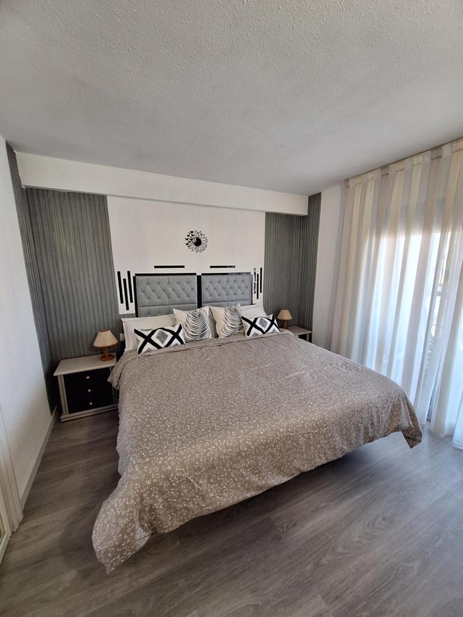 Beautiful 2 Bedrooms Aparatament Benidorm Exteriör bild